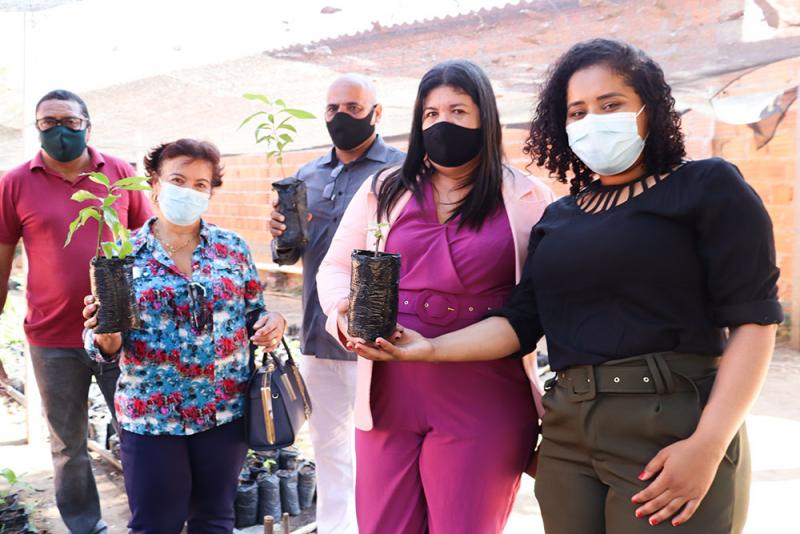 Presidente da Câmara de Brumado visita associações com projetos bem sucedidos em Paratinga, veja o vídeo