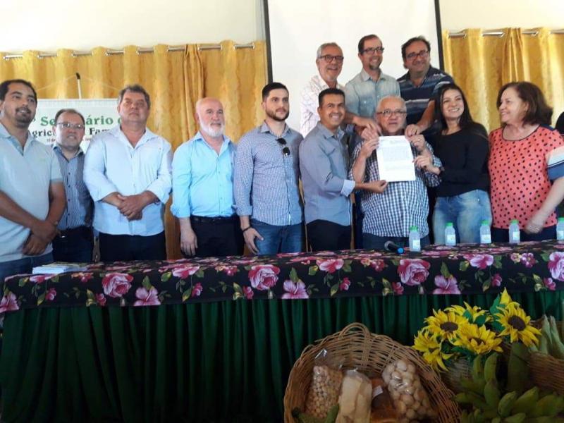 PREFEITO DE GUAJERU PARTICIPA DO SEMINÁRIO 'PARCERIA MAIS FORTE, JUNTOS PELA AGRICULTURA FAMILIAR' DO GOVERNO DO ESTADO
