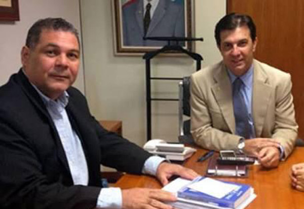 Brumado: Presidente da Câmara comemora liberação de verbas para continuidade das obras de asfaltamento da estrada de Ubiraçaba