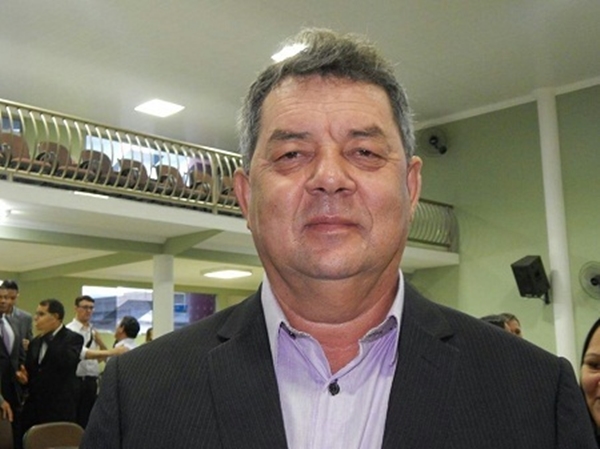 Determinação da Justiça obriga que jovem rio-antoniense se retrate nas redes sociais após ofensas ao prefeito Deca