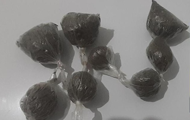 Homem é preso acusado de tráfico de drogas em Ibiassucê