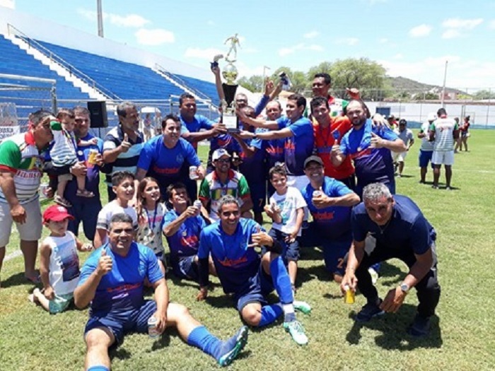 Sucesso total na grande final do Campeonato de Veteranos em Brumado