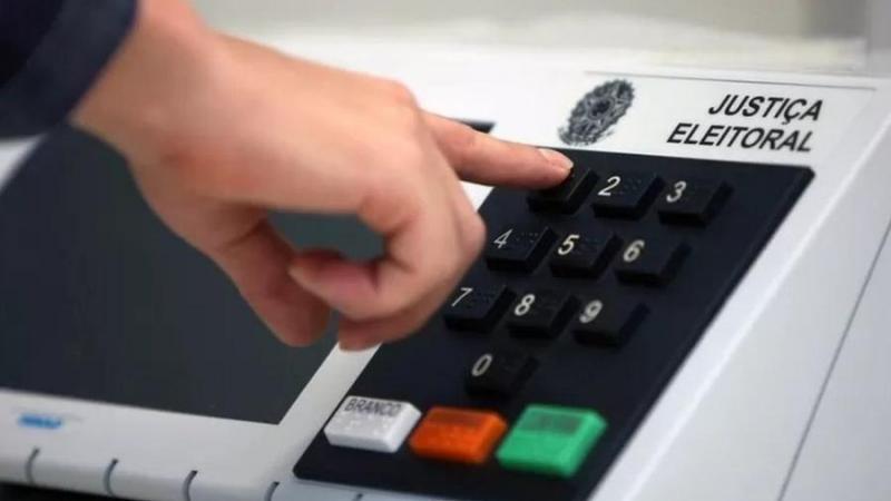 Eleitores já podem consultar locais de votação; TRE-BA alerta sobre mudanças