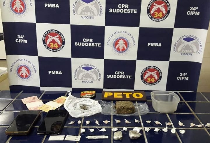 Brumado: Polícia Militar apreende drogas e detém acusados de tráfico no bairro São Jorge 