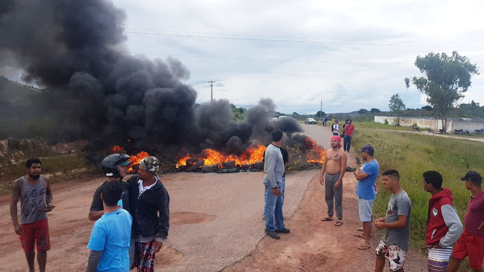 Governo do Estado emite nota após protestos realizados na BA-142 em Tanhaçu, Ituaçu e Barra da Estiva