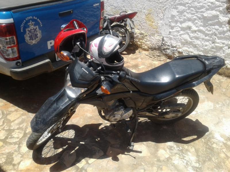 Polícia recupera motocicleta roubada em Tanhaçu