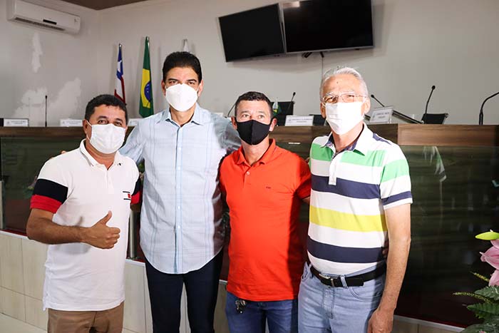 Em nova visita a Ibicoara, Cajado entrega veículo e anuncia novos recursos para o município, veja o vídeo