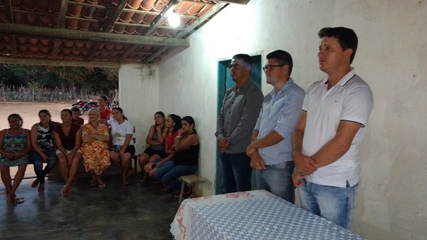 Prefeitura realiza manutenção das estradas vicinais de Guajeru e anuncia melhoria em Sistema de Abastecimento de Água