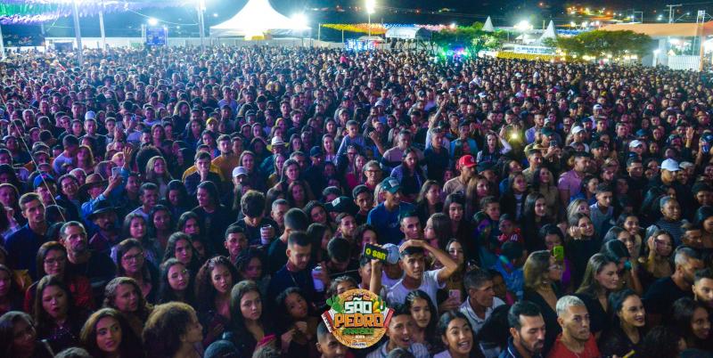 Belíssimas apresentações e grande público marcam o São Pedro do Panasco em Guajeru
