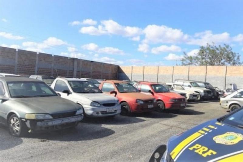On-line, PRF realizará mais um leilão com quase 1.500 veículos recolhidos na Bahia