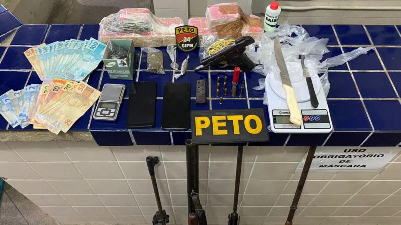 Homem é preso acusado de tráfico de drogas e com espingardas na comunidade Sem Terra em Brumado