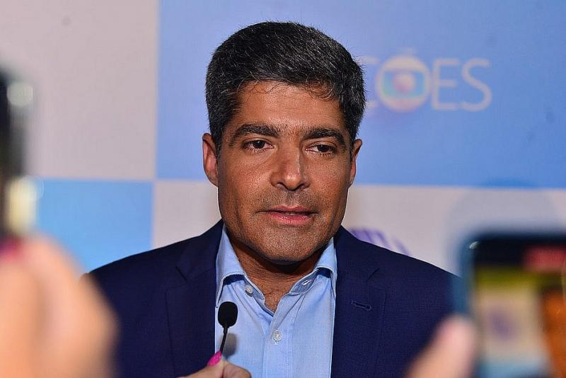 ACM Neto cresce dez pontos e empata com Jerônimo em primeira pesquisa do 2º turno