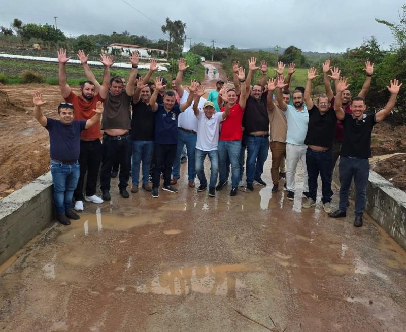 Parceria Entre Ituaçu e Barra da Estiva Restaura Conexão Crucial com Nova Ponte do Rio do Morro