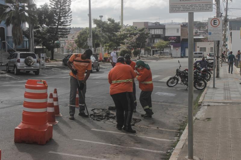 Prefeitura de Brumado irá recuperar as vias públicas asfaltadas da cidade 