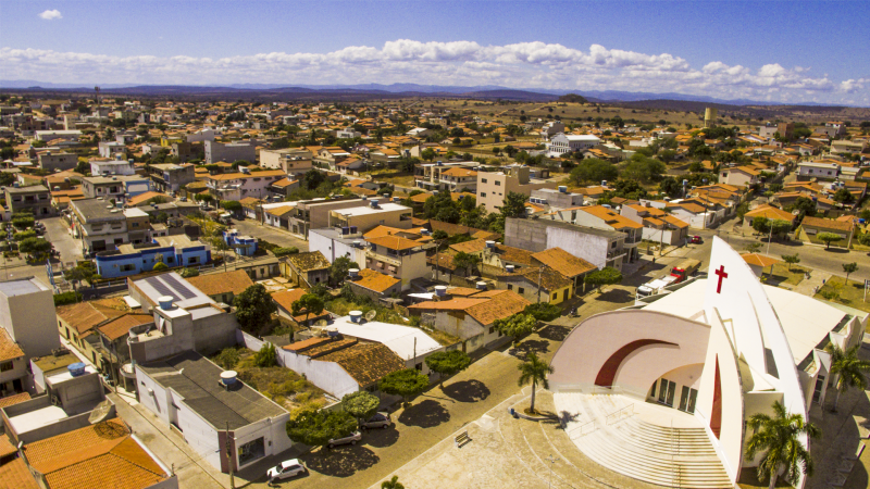 Homem é preso após quebrar celular de gerente de banco e realizar série de assaltos em Botuporã