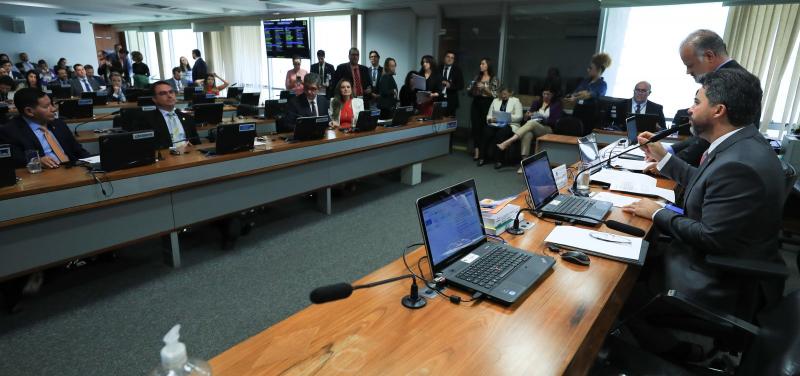 CCJ analisa projeto que pode retornar Seguro DPVAT nesta terça-feira