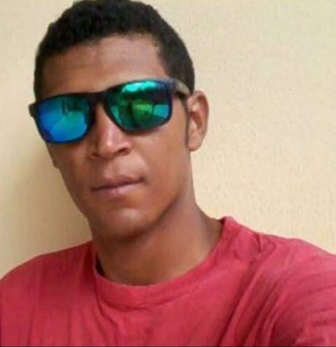 Ituaçu: Homem é morto a tiros por homens encapuzados no bairro Avenida Brasil