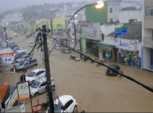 Alagoinhas: Chuva deixa 80 desabrigados