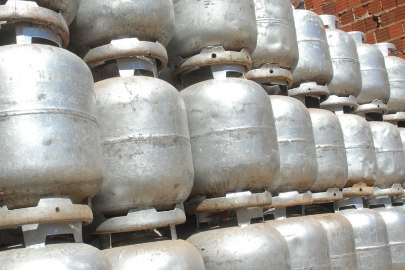 Federação Única do Petróleo critica a diminuição da produção de gás de cozinha na Refinaria da Bahia