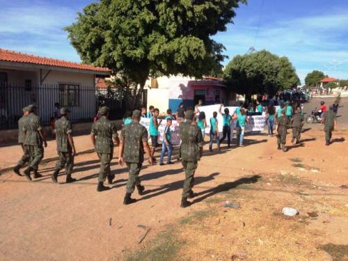 Tiro de Guerra 06/024 apoiando no combate ao Aedes-aegypti em Brumado