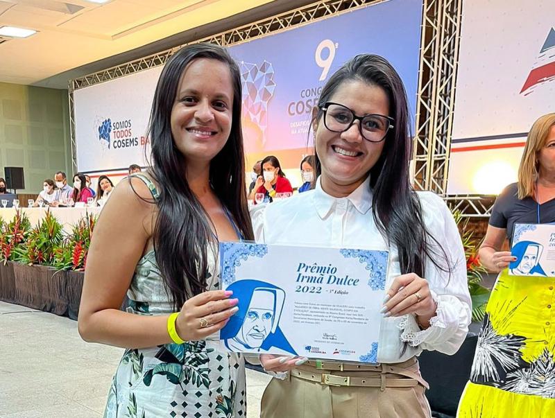 Secretaria Municipal de Saúde de Guajeru recebe a premiação pelo projeto Mulheres de Fibra