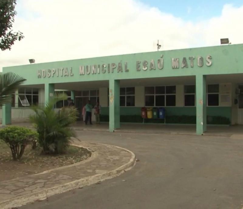 Jovem dá à luz sozinha e abandona bebê em guarda-roupa em Vitória da Conquista