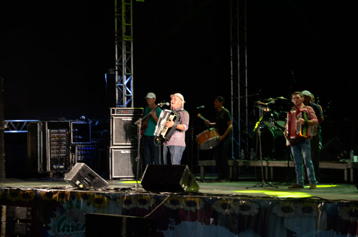 Arraiá Show de Bola em Presidente Jânio Quadros: Festejos continuam hoje (25), com Márcia Felipe e outras atrações