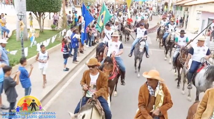 Arraiá Show de Bola em Presidente Jânio Quadros: Festejos continuam hoje (25), com Márcia Felipe e outras atrações