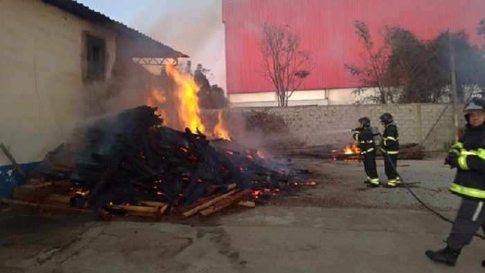 Empresa de produção de café é atingida por incêndio em Vitória da Conquista
