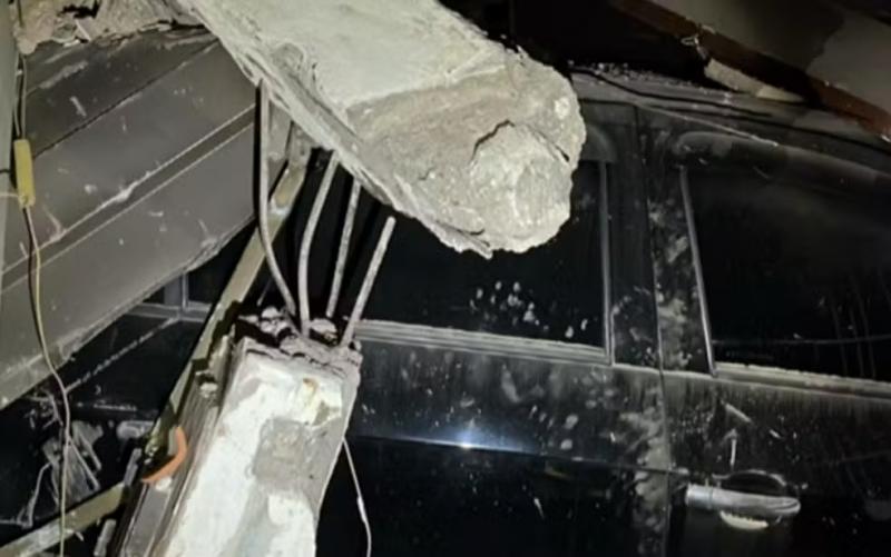 Caminhão desgovernado invade casa de idosa em Vitória da Conquista