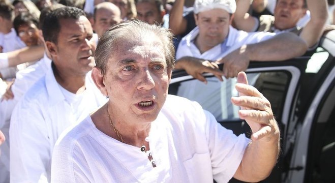 STJ prorroga internação médica de João de Deus