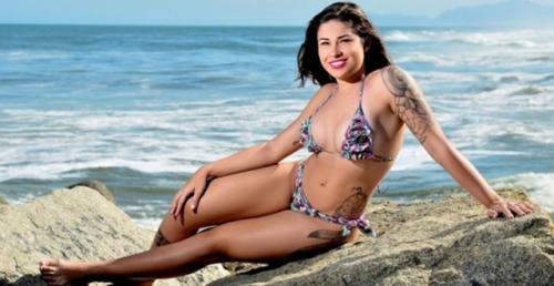 Gari Gata faz o primeiro ensaio sensual e esbanja boa forma