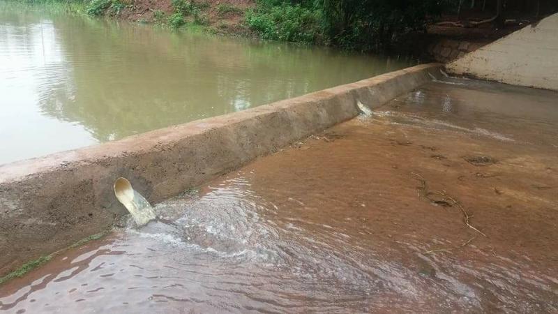 PREFEITO DE RIO DO ANTÔNIO SOLICITA AO INEMA QUE BARRAMENTO FEITO IRREGULARMENTE NA BARRAGEM DO COMOCOXICO SEJA RETIRADO E COMPORTAS DO TRUVISCO ABERTA