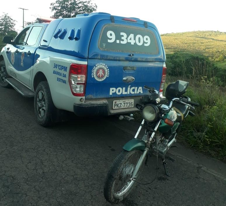 Polícia Militar recupera motocicleta que havia sido roubada em Barra da Estiva