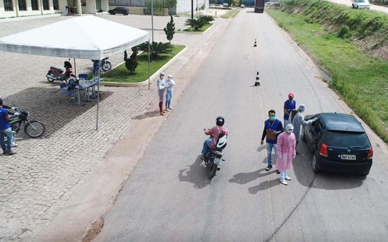 Barreiras Sanitárias em Barra da Estiva fiscalizam e monitoram quem entra no município