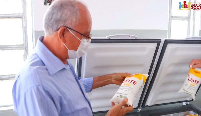 Pão e leite: prefeito de Tanhaçu planeja implantação de Padaria Comunitária para distribuir pães às famílias carentes