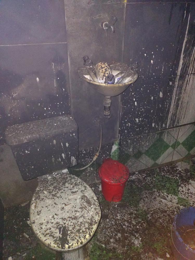 PMs resgatam cinco crianças em casa incendiada por agressor