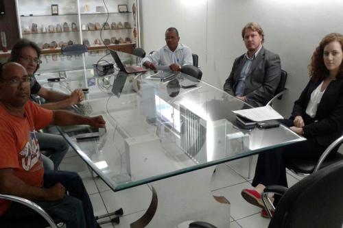 Brumado: Sindsemb e Prefeitura discutem reajuste salarial dos professores municipais 