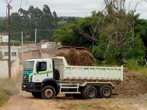 Prefeitura de Barra da Estiva realiza melhorias no Bairro Alto México; outras localidades serão contempladas