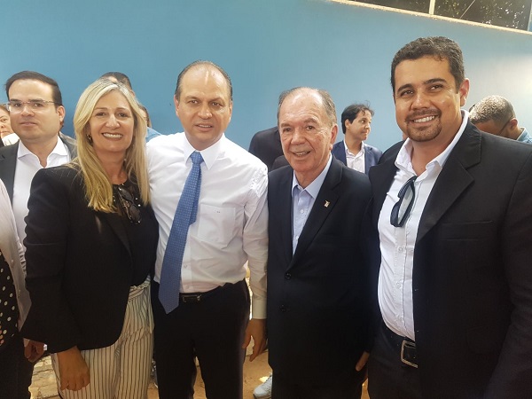 Malhada de Pedras: prefeita e secretário de saúde se reúnem com ministro da saúde em prol de demandas para o município