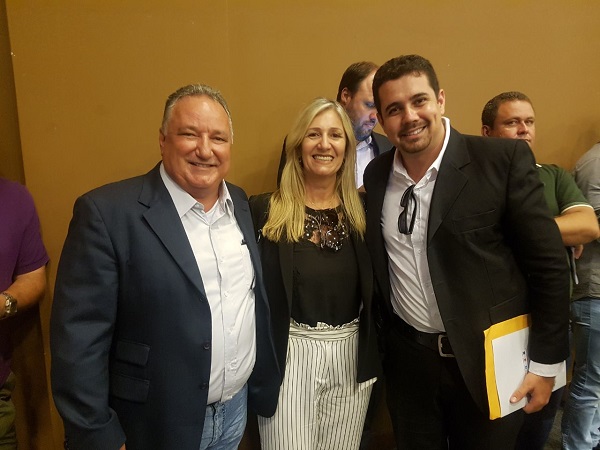 Malhada de Pedras: prefeita e secretário de saúde se reúnem com ministro da saúde em prol de demandas para o município