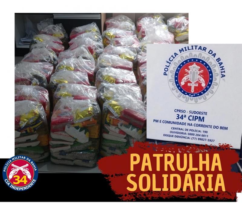 Polícia Militar distribui Cestas Básicas para famílias carentes em Brumado