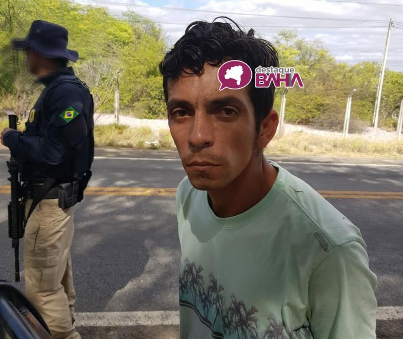Polícia intercepta ônibus da Novo Horizonte e prende brumadense que transportava Cocaína