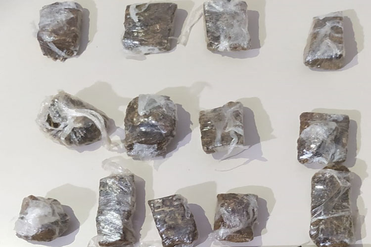 Menores de idade são presos com drogas em Guanambi