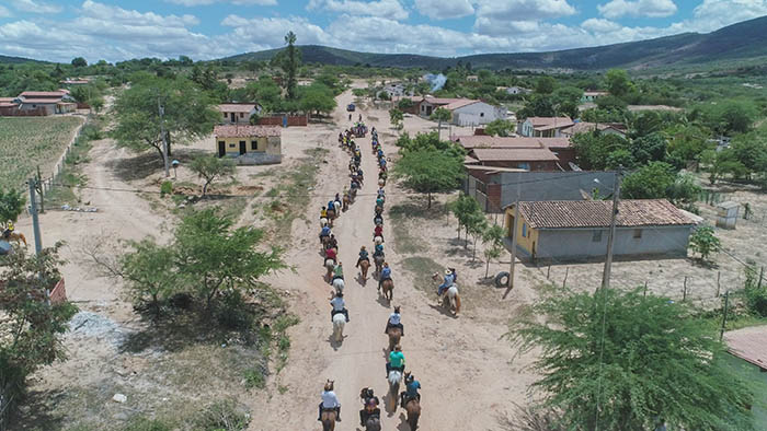 13ª Cavalgada Chapéu de Couro foi realizada na Lagoa do São em Brumado, confira o vídeo com a reportagem especial