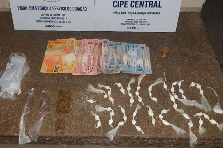 Polícia apreende Maconha e Cocaína em Tanhaçu, um homem foi preso