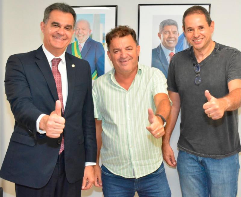 Avança Projeto de Pavimentação Asfáltica da Estrada Entre Rio do Antônio e Ibitira