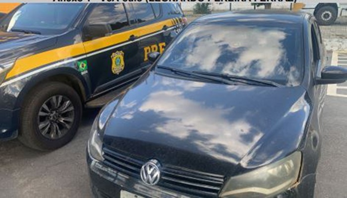Homem compra carro roubado na ‘feira do rolo’ e acaba detido por receptação em Vitória da Conquista