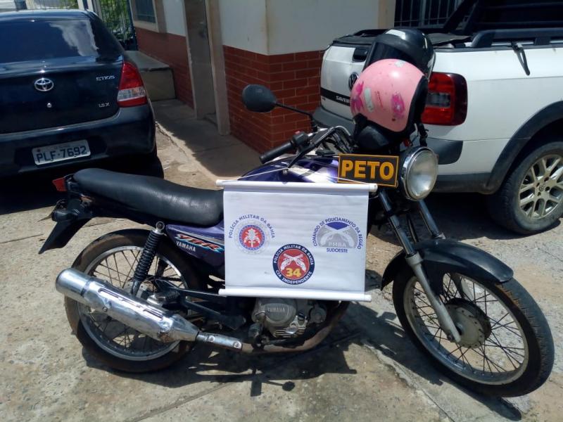 Polícia Militar age rápido e prende assaltantes no centro de Brumado; drogas também foram apreendidas