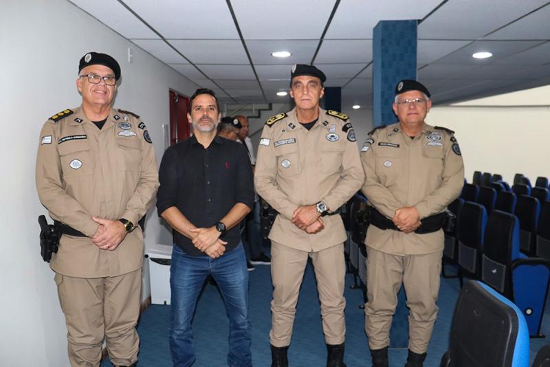 Comandante-Geral da Pm da Bahia reúne com tropa em Brumado e fala em ações de combate ao crime